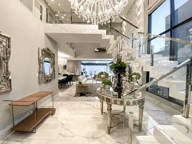 Sobrado com 371m² 4 quartos e 6 banheiros, à venda ou para alugar, no bairro Alphaville II em Londrina