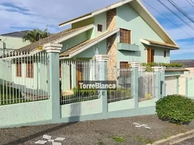 Sobrado com 561m² 4 quartos e 5 banheiros, à venda, no bairro Jardim Carvalho em Ponta Grossa