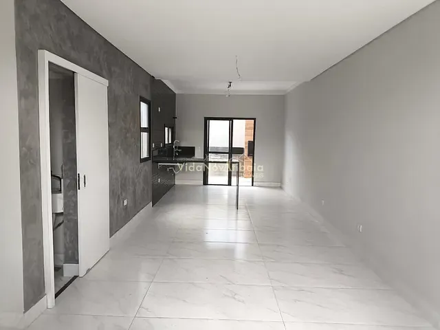Sobrado com 100m² 2 quartos e 3 banheiros, à venda, no bairro Jardim das Cerejeiras em Atibaia