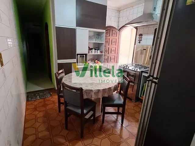 Sobrado 4 quartos e 1 banheiro, à venda, no bairro Jardim Luciana em Itaquaquecetuba