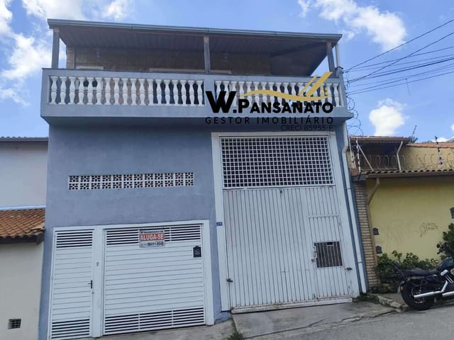Sobrado com 172m² 3 quartos e 2 banheiros, para alugar, no bairro Parque Santo Antônio em Guarulhos