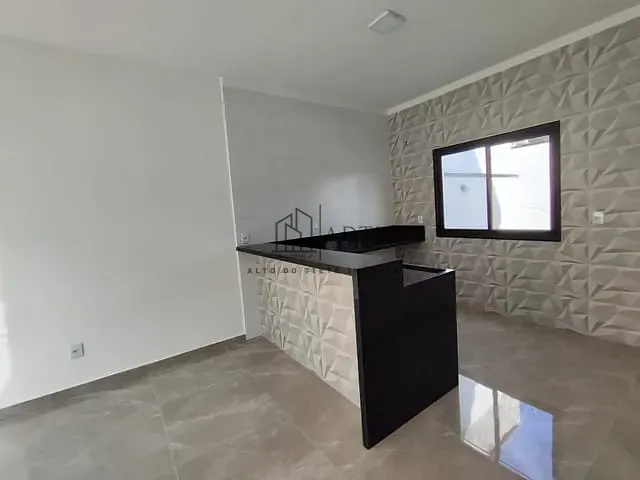 Sobrado com 126m² 2 quartos e 1 banheiro, à venda, no bairro Jardim Universo em Mogi das Cruzes