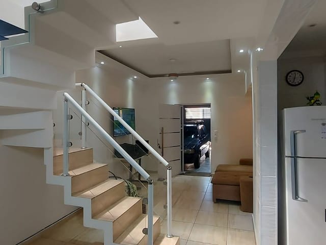 Foto do Sobrado - Sobrado para locação, Parque Santo Antônio, Jacareí, SP | R. Alonço Corretor de Imóveis