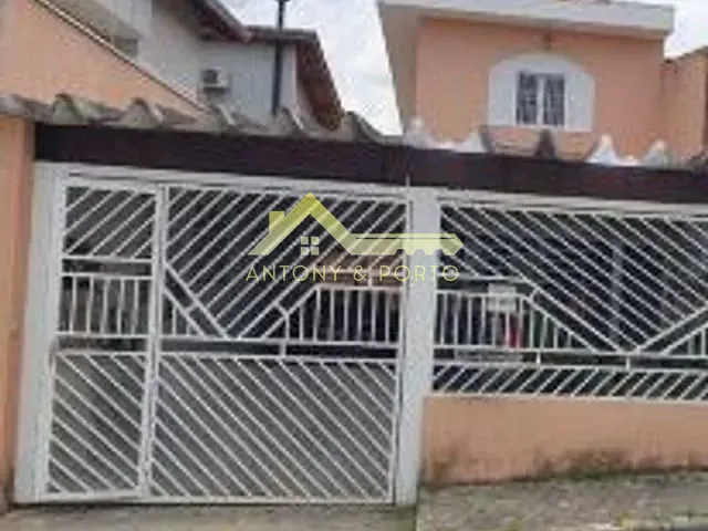 Sobrado 8 quartos e 3 banheiros, à venda, no bairro Vila Augusta em Guarulhos