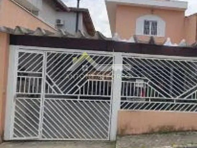 Sobrado 8 quartos e 3 banheiros, à venda, no bairro Vila Augusta em Guarulhos