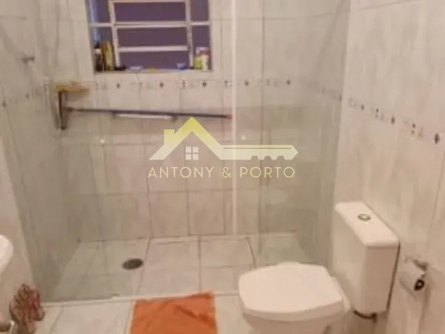 Sobrado 8 quartos e 3 banheiros, à venda, no bairro Vila Augusta em Guarulhos