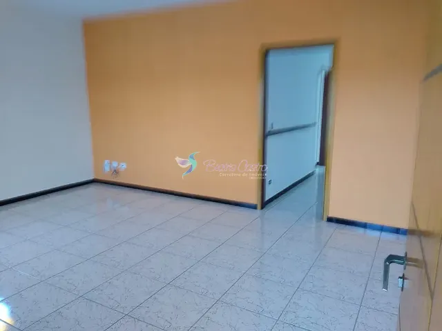 Sobrado com 360m² 4 quartos e 3 banheiros, à venda, no bairro Jardim das Cerejeiras em Atibaia