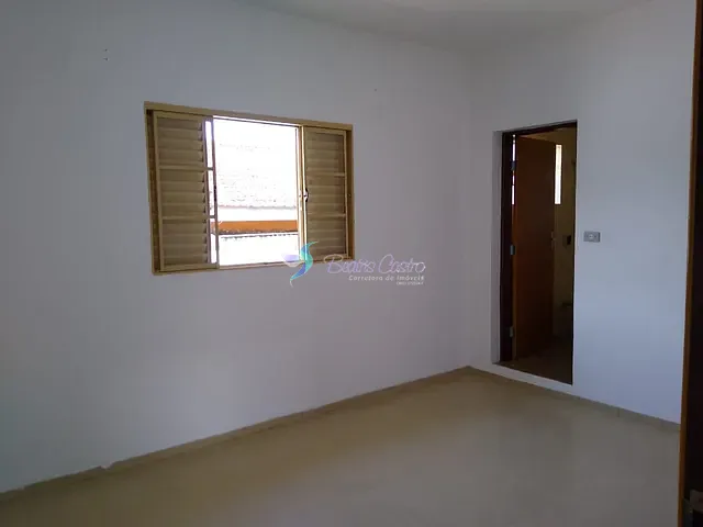 Sobrado com 360m² 4 quartos e 3 banheiros, à venda, no bairro Jardim das Cerejeiras em Atibaia