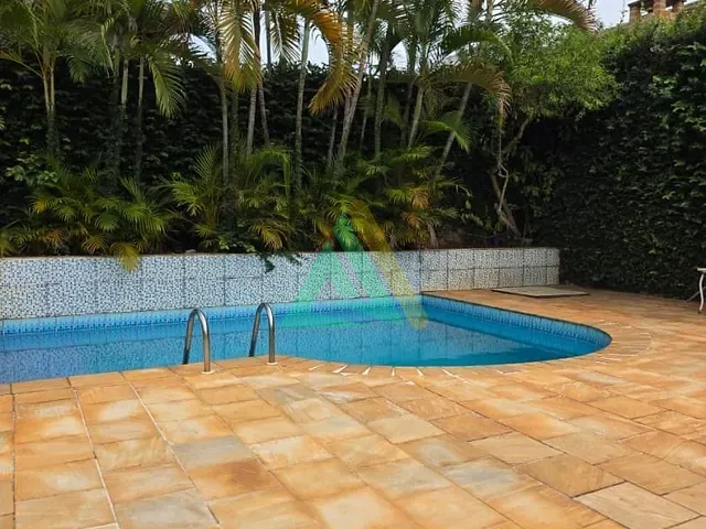 Sobrado com 300m² 3 quartos e 2 banheiros, à venda ou para alugar, no bairro Loteamento São Jerônimo em Mogi Mirim