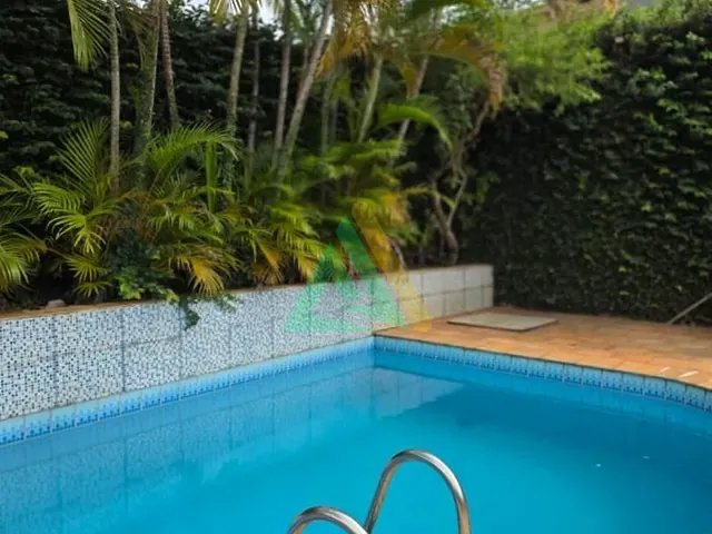 Sobrado com 300m² 3 quartos e 2 banheiros, à venda ou para alugar, no bairro Loteamento São Jerônimo em Mogi Mirim