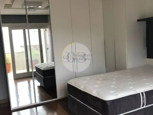 Sobrado 3 quartos e 5 banheiros, à venda ou para alugar, no bairro Três Vendas em Pelotas