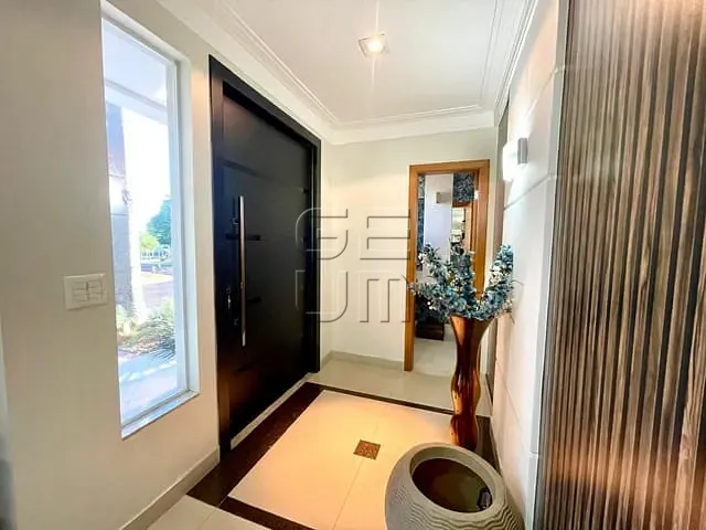 Sobrado com 750m² 4 quartos e 5 banheiros, à venda ou para alugar, no bairro Vivendas do Arvoredo em Londrina