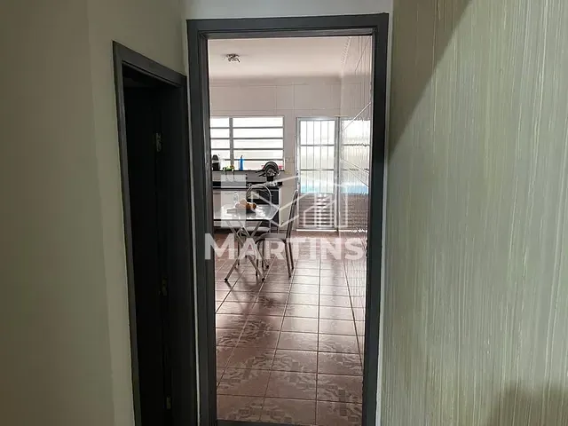 Sobrado 2 quartos e 2 banheiros, à venda, no bairro Jardim Maria Luiza em Taboão da Serra