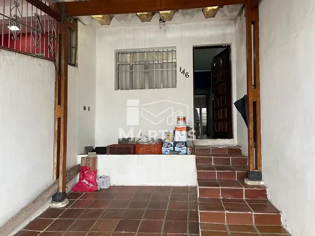 Sobrado 2 quartos e 2 banheiros, à venda, no bairro Jardim Maria Luiza em Taboão da Serra