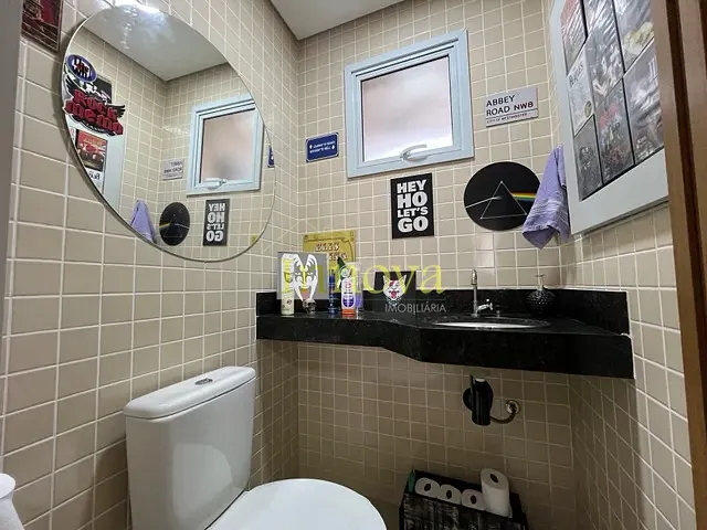 Sobrado 2 quartos e 2 banheiros, à venda, no bairro Jardim Casa Branca em Caraguatatuba