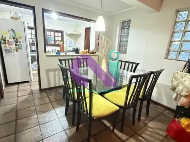 Sobrado com 200m² 3 quartos e 3 banheiros, à venda, no bairro Cidade das Flores em Osasco