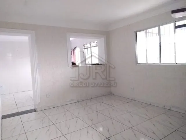 Sobrado com 250m² 1 quarto e 1 banheiro, para alugar, no bairro Jardim Zaira em Mauá