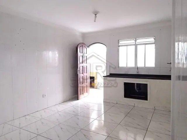 Sobrado com 250m² 1 quarto e 1 banheiro, para alugar, no bairro Jardim Zaira em Mauá