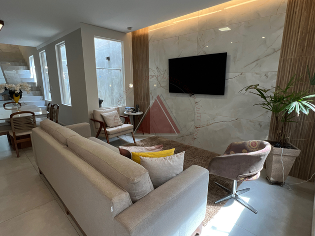 Sobrado com 160m² 3 quartos e 2 banheiros, à venda, no bairro Res. Peres Elias em Franca