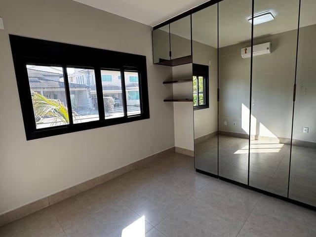 Casa com 434m² 4 quartos e 5 banheiros, à venda, no bairro Cidade Vera Cruz em Aparecida de Goiânia