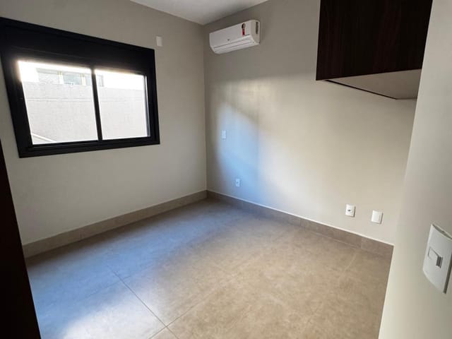 Casa com 434m² 4 quartos e 5 banheiros, à venda, no bairro Cidade Vera Cruz em Aparecida de Goiânia