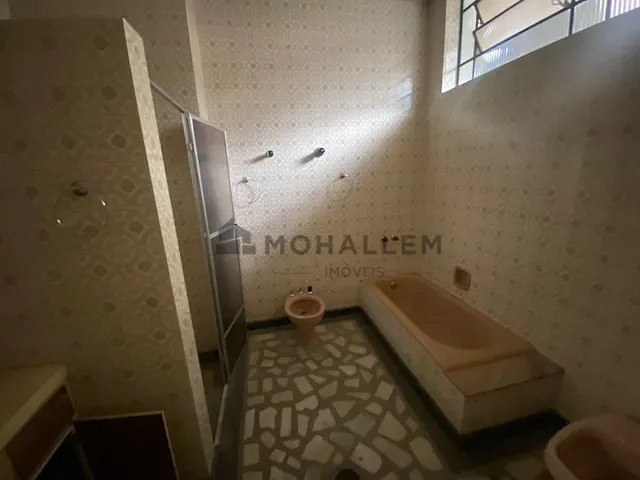 Sobrado 7 quartos e 1 banheiro, à venda, no bairro Centro em Itajubá