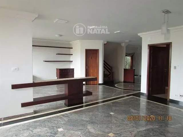 Sobrado com 359m² 4 quartos e 4 banheiros, à venda, no bairro Quebec em Londrina