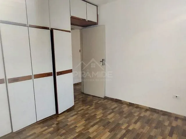 Sobrado com 418m² 3 quartos e 2 banheiros, para alugar, no bairro Vila Nova em Poços de Caldas
