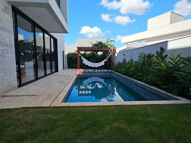 Sobrado com 750m² 3 quartos e 5 banheiros, à venda, no bairro Setor Bougainville em Anápolis
