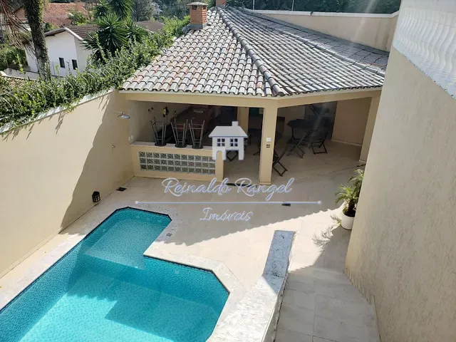 Sobrado com 586m² 4 quartos e 7 banheiros, à venda, no bairro Jardim Marajoara em São Paulo