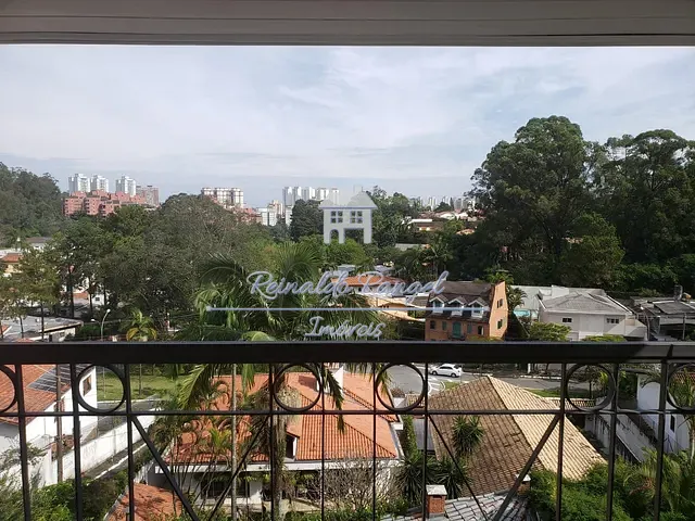 Sobrado com 586m² 4 quartos e 7 banheiros, à venda, no bairro Jardim Marajoara em São Paulo