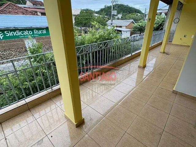 Sobrado 3 quartos e 1 banheiro, para alugar, no bairro São Felix em Santo Antônio de Pádua