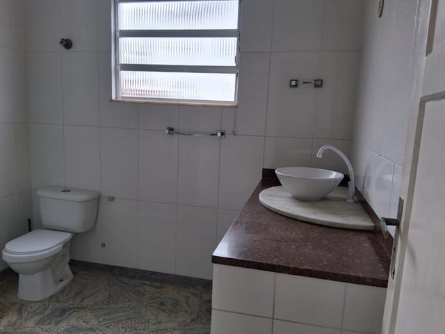 Foto do Sobrado - Sobrado para locação, Engenhoca, Niterói, RJ | SelfSpin