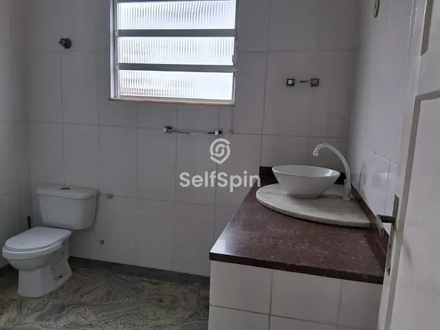Sobrado 3 quartos e 1 banheiro, para alugar, no bairro Engenhoca em Niterói