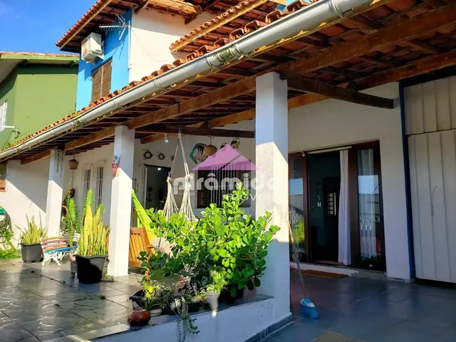 Sobrado com 281m² 4 quartos e 4 banheiros, à venda, no bairro Massaguaçu em Caraguatatuba
