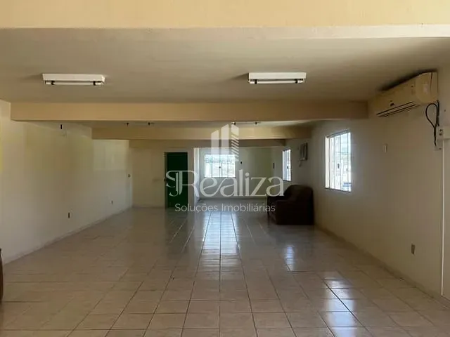 Sobrado com 279m², para alugar, no bairro Pontal em Ilhéus