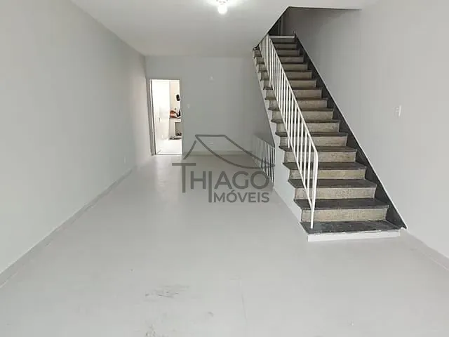 Sobrado com 220m² 3 quartos e 2 banheiros, para alugar, no bairro Vila Prudente em São Paulo
