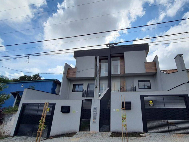 Foto do Sobrado - SOBRADO COM PISCINA ALTO PADRÃO EM SÃO JOSÉ DOS PINHAIS NO BAIRRO BONECA DO IGUAÇU LINDO! 3 dormitórios com 1 suite e acabamentos de alta qualidade. | IMOBILIÁRIA TRIHOUSES