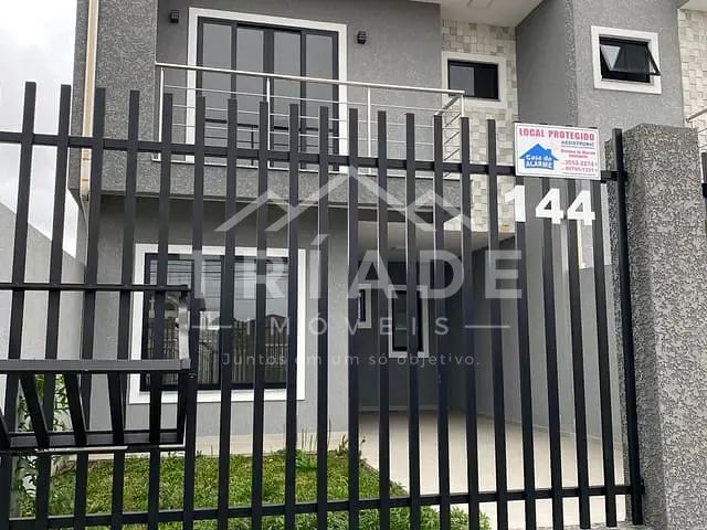 Sobrado 3 quartos e 1 banheiro, à venda, no bairro Estação em Araucária