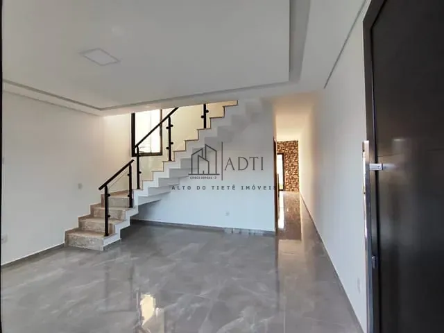 Sobrado com 125m² 2 quartos e 1 banheiro, à venda, no bairro Mogi Moderno em Mogi das Cruzes