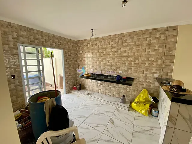 Sobrado com 150m² 2 quartos e 2 banheiros, à venda, no bairro Jardim das Cerejeiras em Atibaia