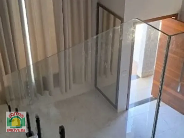 Sobrado com 300m² 3 quartos e 3 banheiros, à venda, no bairro Parque Brasília 2ª Etapa em Anápolis
