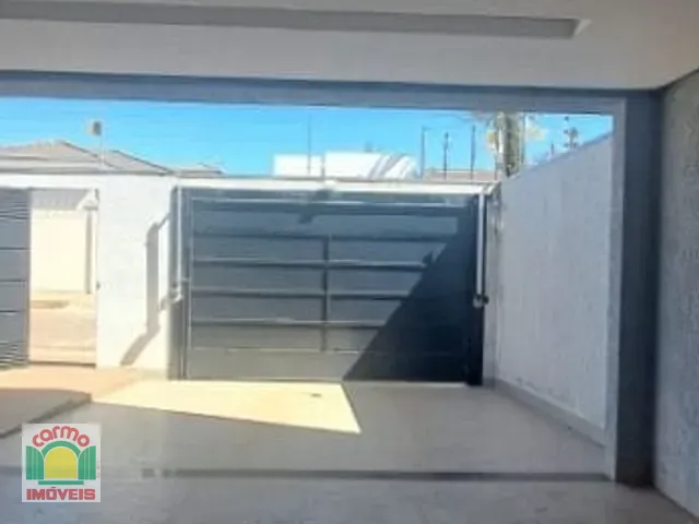 Sobrado com 300m² 3 quartos e 3 banheiros, à venda, no bairro Parque Brasília 2ª Etapa em Anápolis