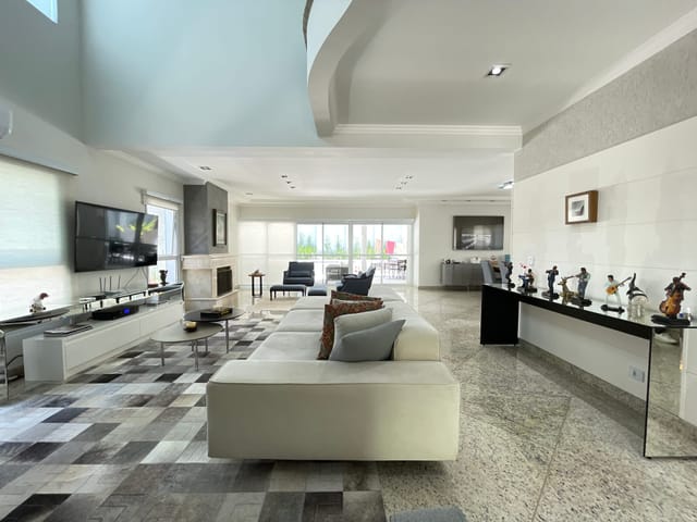 Sobrado com 510m² 4 quartos e 5 banheiros, à venda, no bairro Tamboré em Santana de Parnaíba