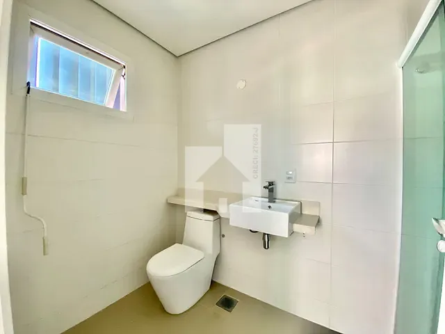 Sobrado com 225m² 3 quartos e 3 banheiros, à venda, no bairro Jardim Quintas das Videiras em Jundiaí