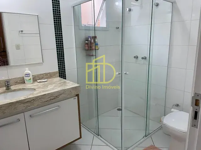 Sobrado com 250m² 3 quartos e 1 banheiro, à venda, no bairro Condomínio Villa dos Inglezes em Sorocaba