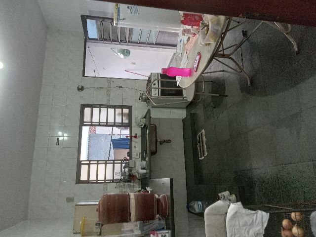 Sobrado com 280m² 3 quartos e 2 banheiros, à venda, no bairro Loteamento Alfredo Abilio Flores em Pindamonhangaba