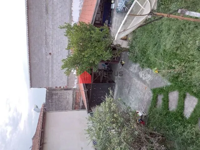 Sobrado com 280m² 3 quartos e 2 banheiros, à venda, no bairro Loteamento Alfredo Abilio Flores em Pindamonhangaba