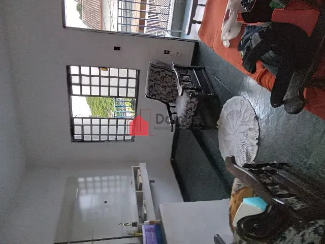 Sobrado com 280m² 3 quartos e 2 banheiros, à venda, no bairro Loteamento Alfredo Abilio Flores em Pindamonhangaba