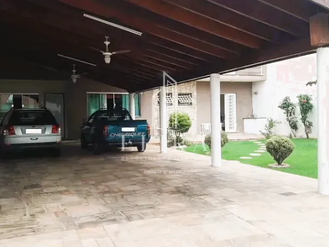Sobrado com 393m² 4 quartos e 4 banheiros, à venda, no bairro Jardim Nossa Senhora de Fátima em Americana